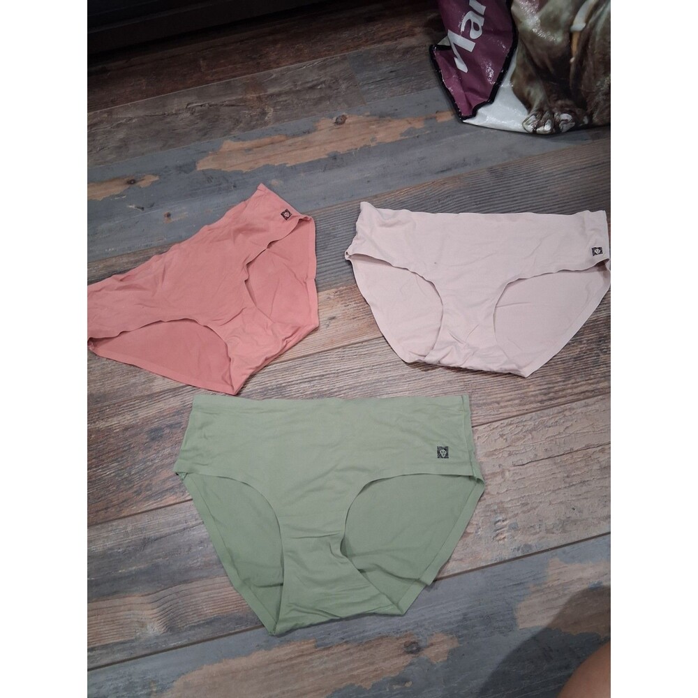 3 NEW NO TAGS ANNE KLEIN ULTRA SOFT BIKINI PANTIES MEDIUM B23